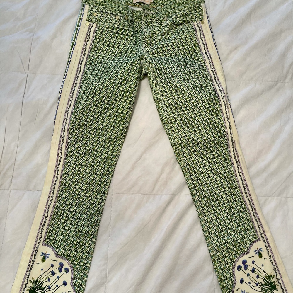 Jean - Picture 2 of 2